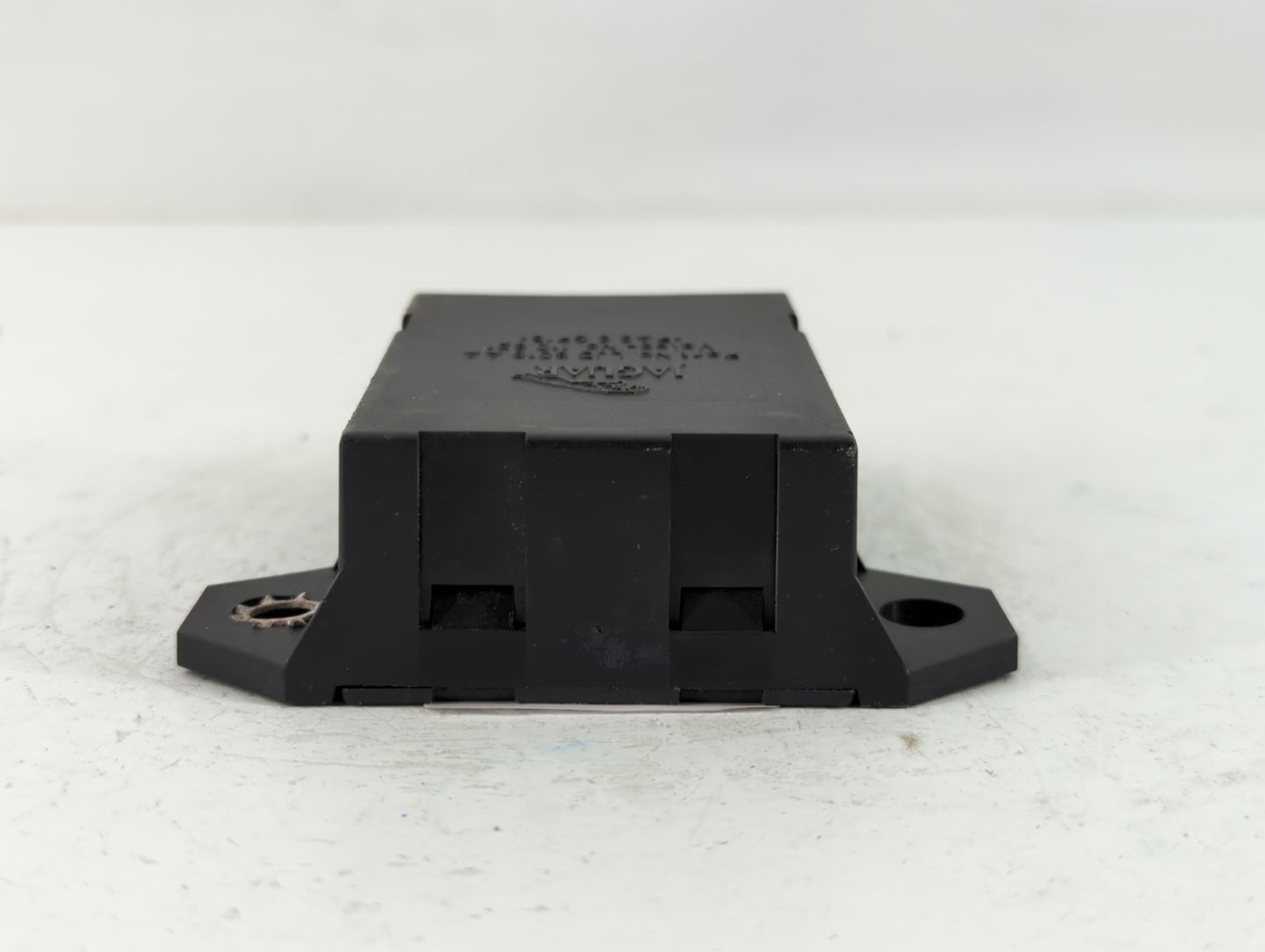2000-2003 Jaguar Xj8 Body Control Module Bcm Inner Cabin Fuse Box - Oemusedautoparts1.com