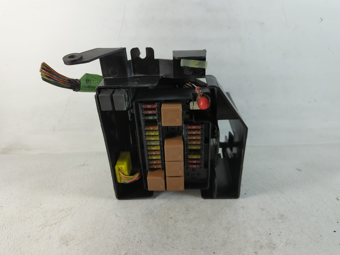 2000-2003 Jaguar Xj8 Fusebox Fuse Box Panel Relay Module P/N:PP-T20 GJA 3892 AA Fits Fits 2000 2001 2002 2003 OEM Used Auto 