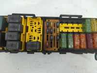 2000 Jeep Cherokee Fusebox Fuse Box Panel Relay Module P/N:P56009742AG Fits OEM Used Auto Parts - Oemusedautoparts1.com