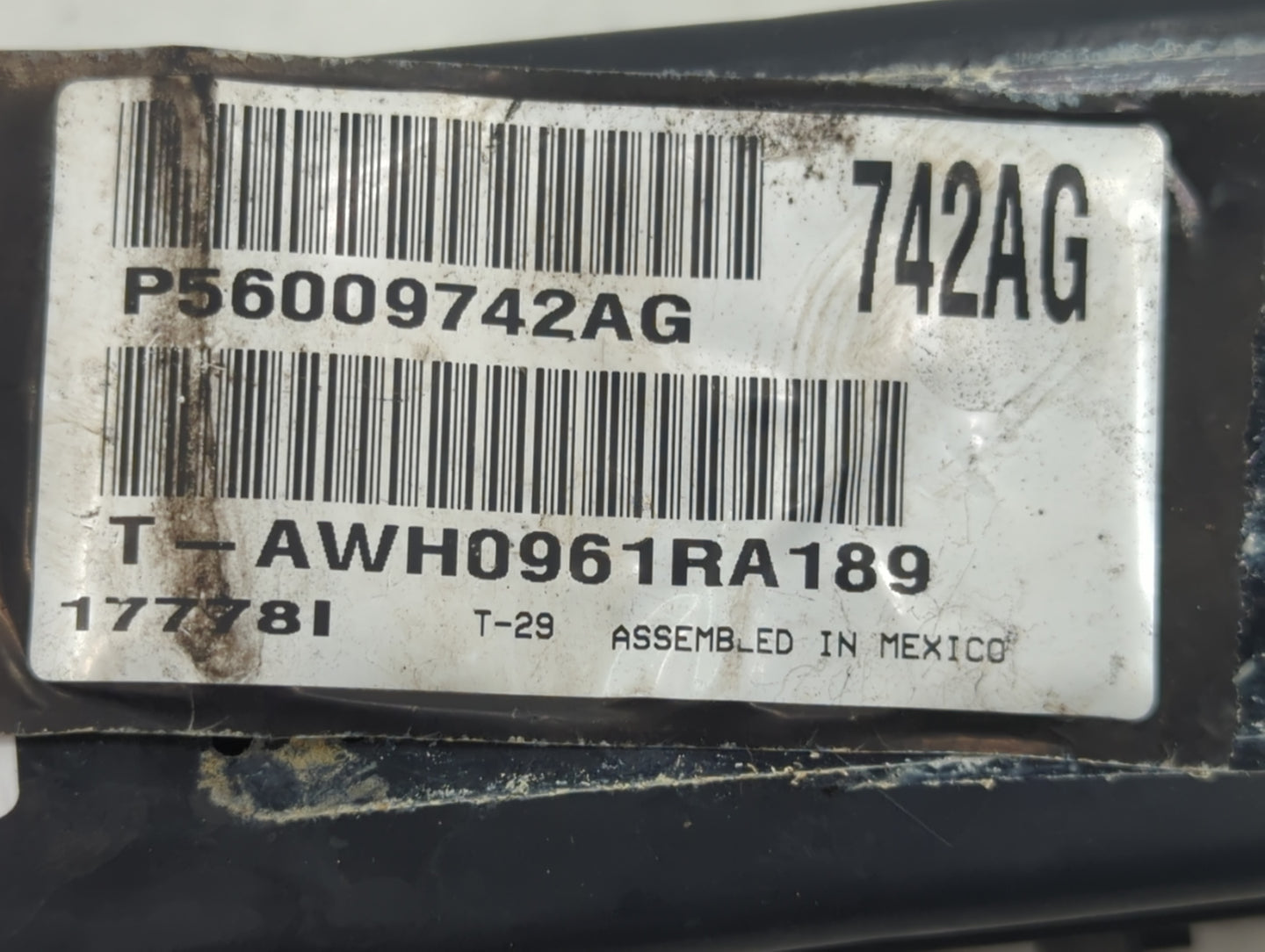2000 Jeep Cherokee Fusebox Fuse Box Panel Relay Module P/N:P56009742AG Fits OEM Used Auto Parts - Oemusedautoparts1.com