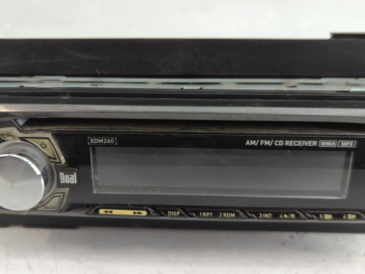 2001 Jeep Cherokee Radio AM FM Cd Player Receiver Replacement Fits OEM Used Auto Parts - Oemusedautoparts1.com