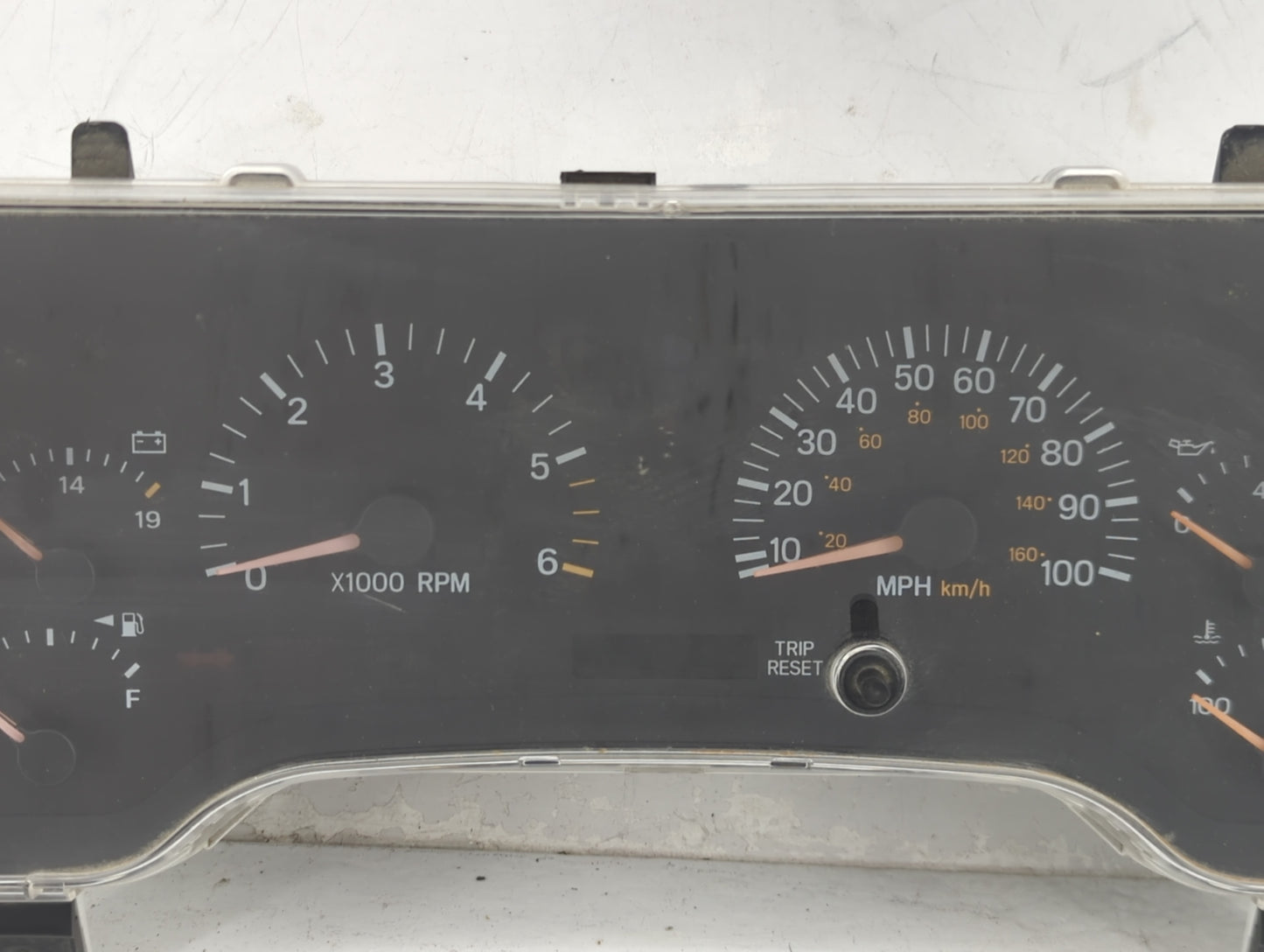 1999-2001 Jeep Cherokee Instrument Cluster Speedometer Gauges P/N:P56010192AC T5CQI2170H0ZXC Fits Fits 1999 2000 2001 OEM Us