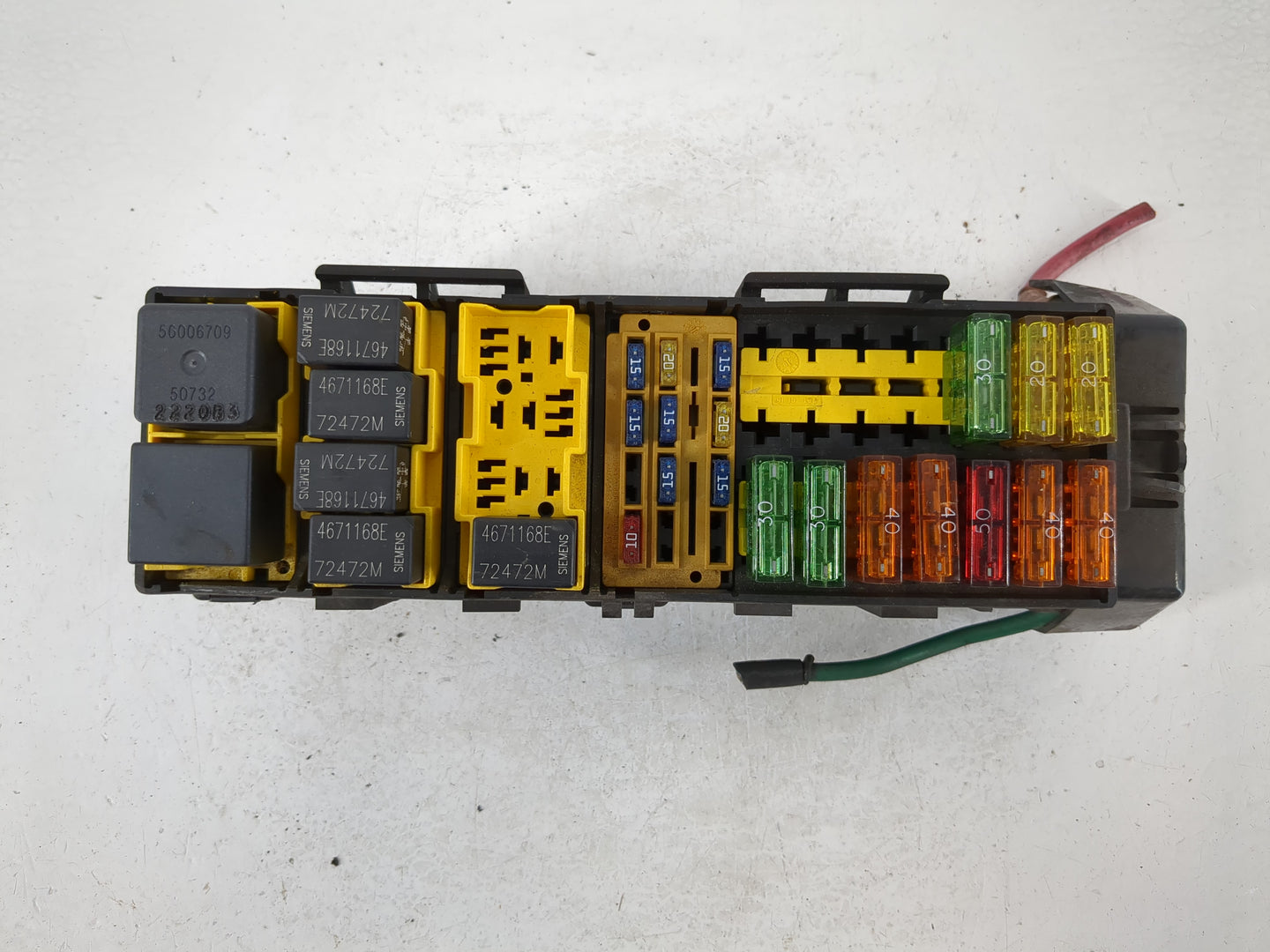 2000-2004 Jeep Grand Cherokee Fusebox Fuse Box Panel Relay Module P/N:56038363AC Fits Fits 2000 2001 2002 2003 2004 OEM Used