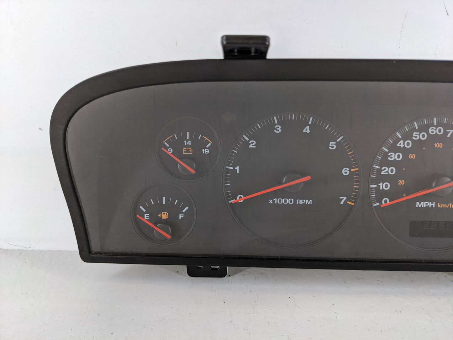 2001 Jeep Grand Cherokee Instrument Cluster Speedometer Gauges P/N:56042928AD Fits OEM Used Auto Parts - Oemusedautoparts1.c