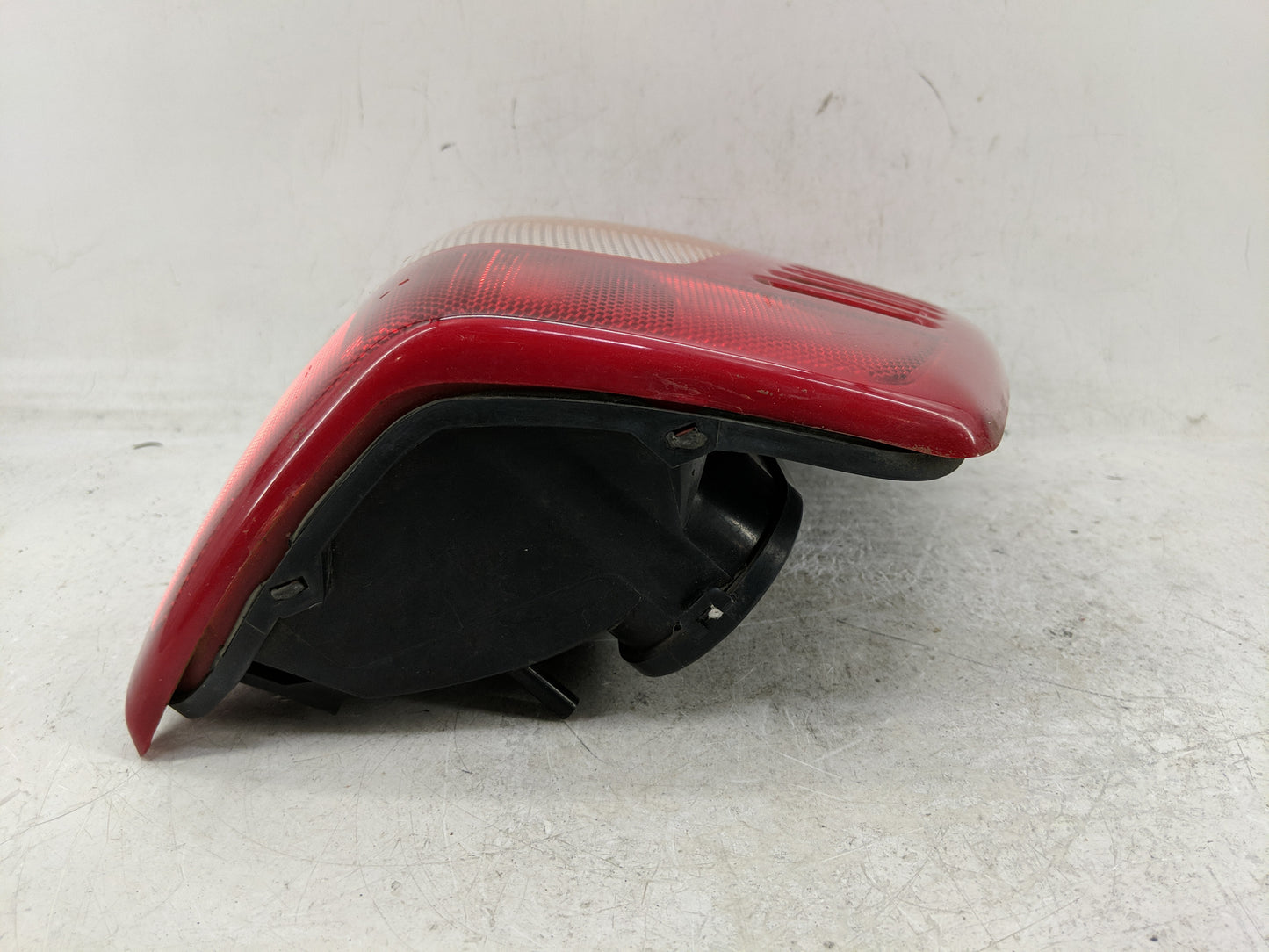 1999-2002 Jeep Grand Cherokee Tail Light Assembly Passenger Right OEM P/N:55155138 Fits Fits 1999 2000 2001 2002 OEM Used Au
