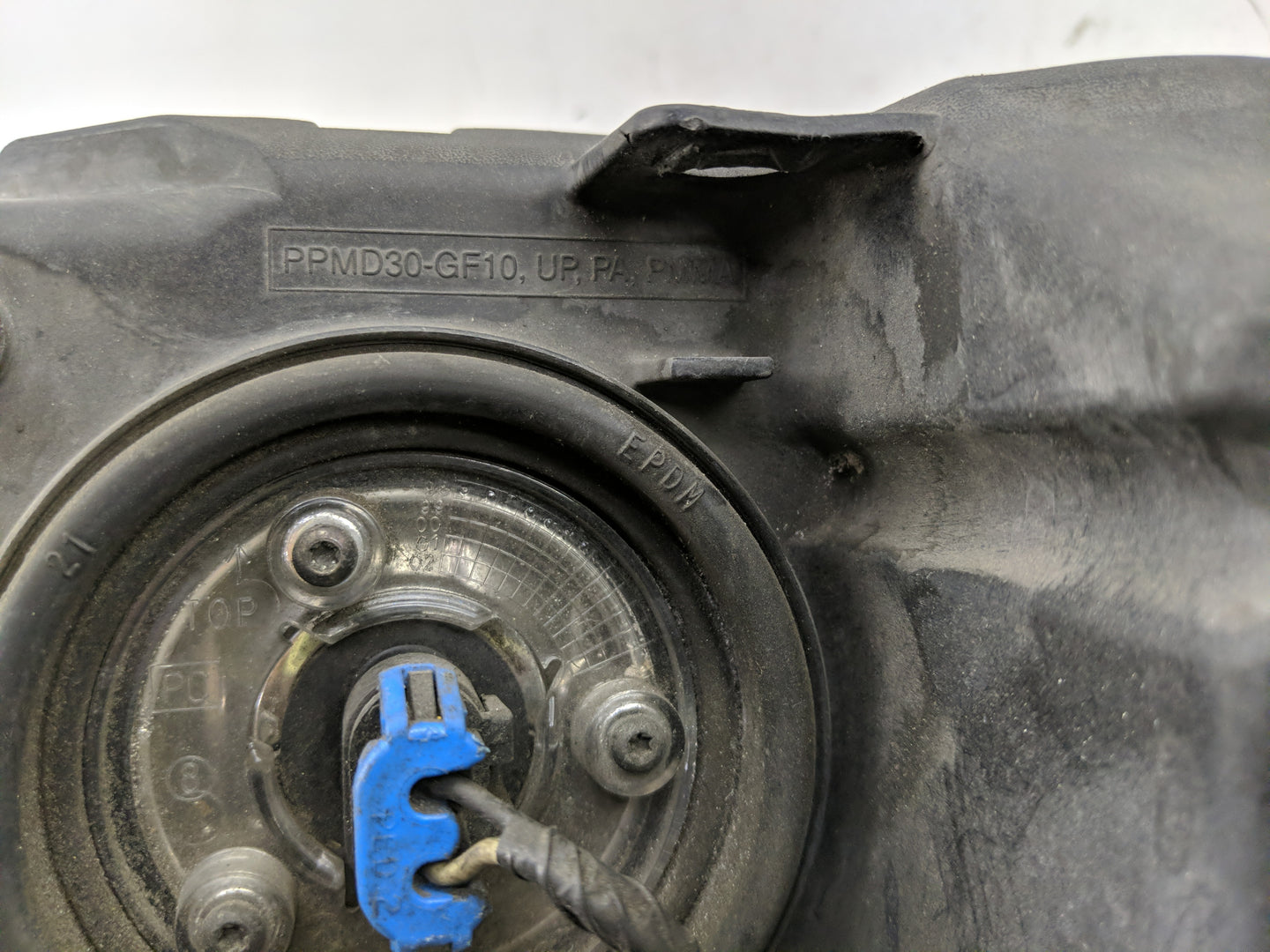1999 Jeep Grand Cherokee Passenger Right Oem Head Light Headlight Lamp - Oemusedautoparts1.com