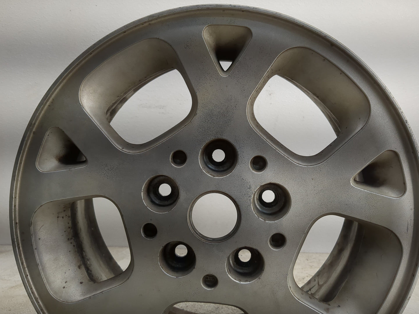 1999-2003 Jeep Grand Cherokee Oem Wheel Rim 1263945 - Oemusedautoparts1.com