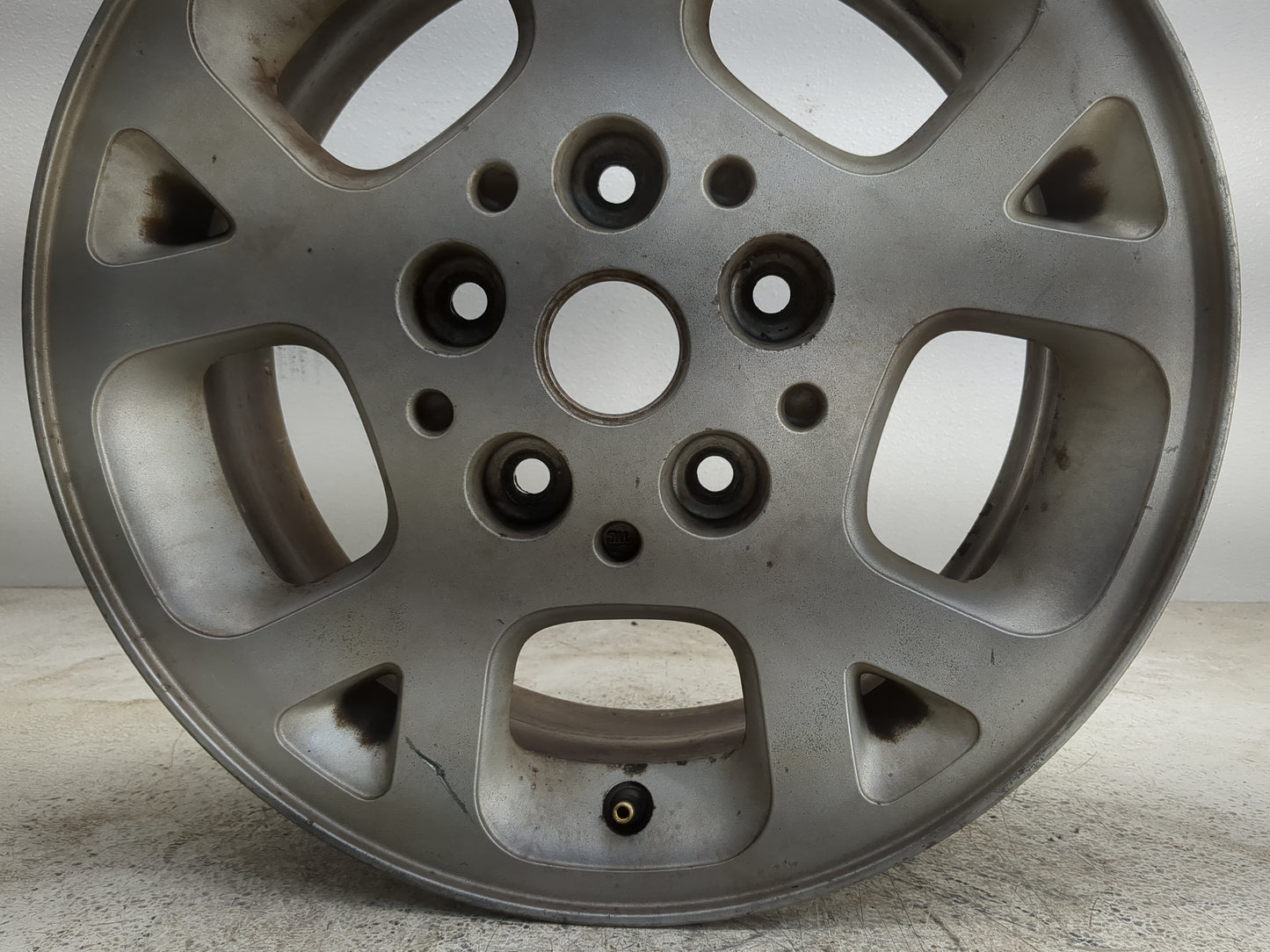 1999-2003 Jeep Grand Cherokee Oem Wheel Rim - Oemusedautoparts1.com