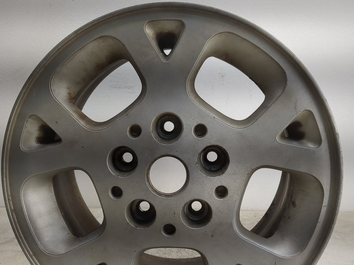 1999-2003 Jeep Grand Cherokee Oem Wheel Rim - Oemusedautoparts1.com