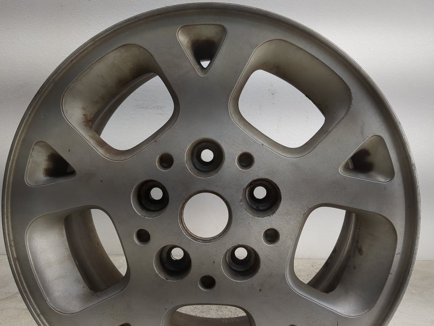 1999-2003 Jeep Grand Cherokee Oem Wheel Rim - Oemusedautoparts1.com