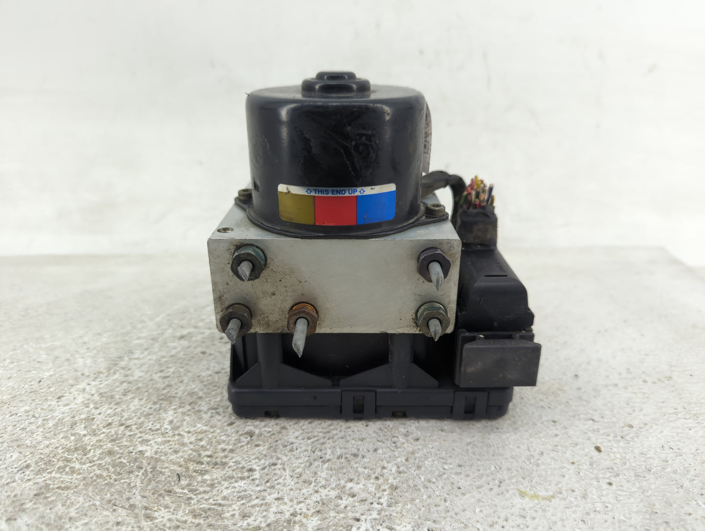 1999-2001 Jeep Grand Cherokee ABS Pump Control Module Replacement Fits Fits 1999 2000 2001 OEM Used Auto Parts - Oemusedauto