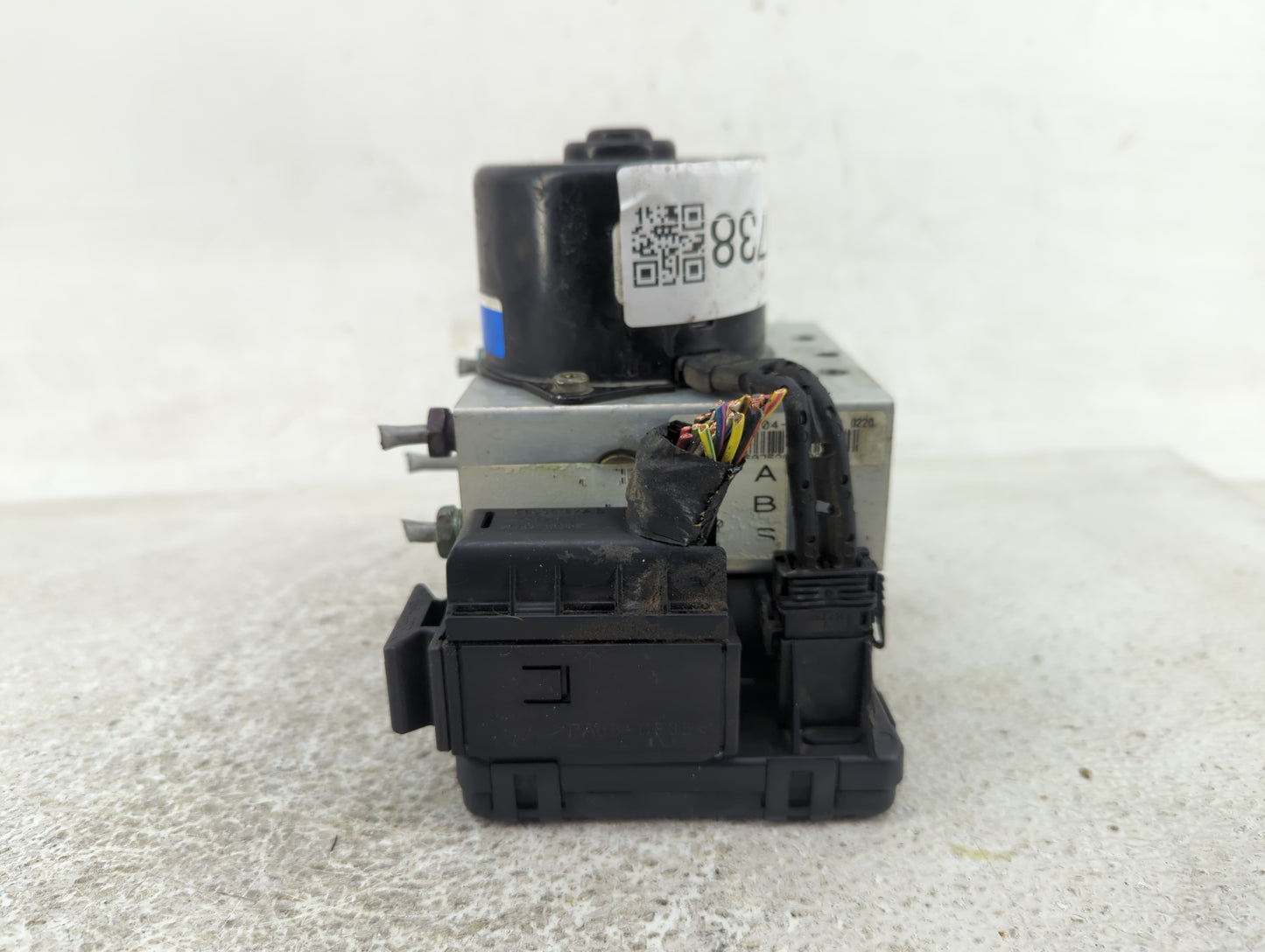 1999-2001 Jeep Grand Cherokee ABS Pump Control Module Replacement Fits Fits 1999 2000 2001 OEM Used Auto Parts - Oemusedauto