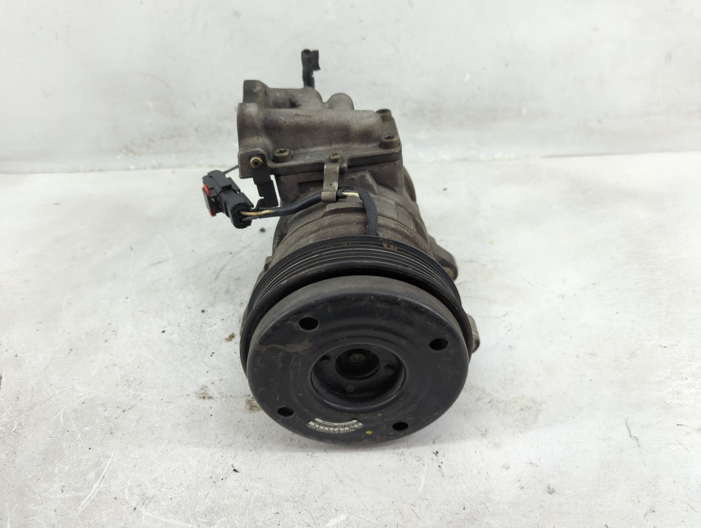 2000-2001 Jeep Grand Cherokee Air Conditioning A/c Ac Compressor Oem - Oemusedautoparts1.com