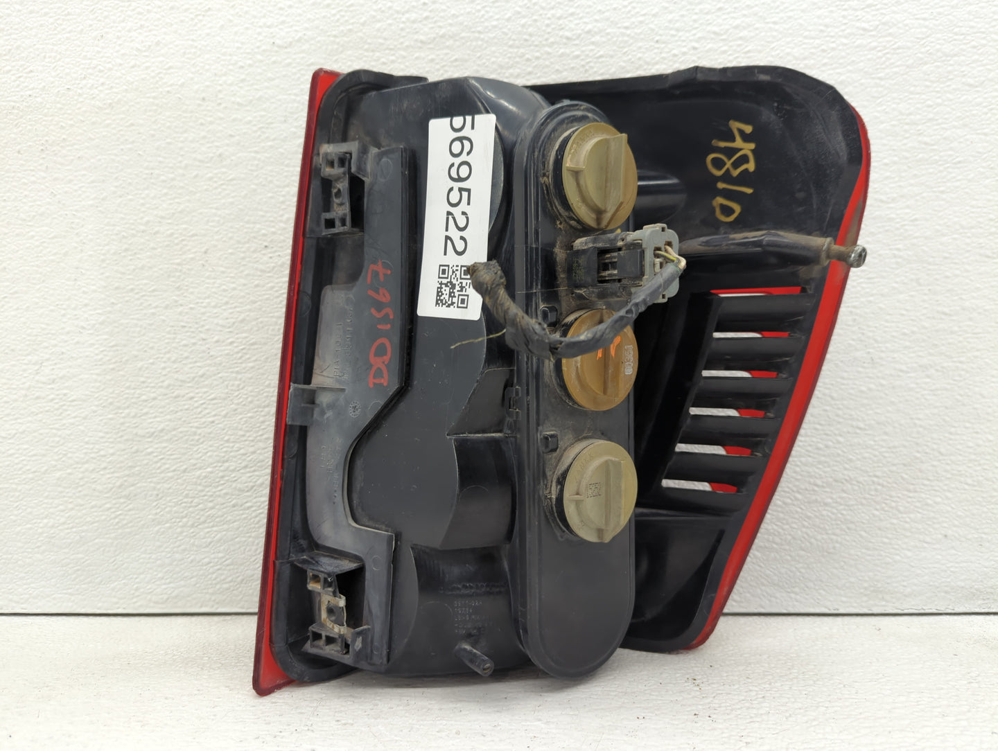 1999-2002 Jeep Grand Cherokee Tail Light Assembly Driver Left OEM P/N:55155138 Fits Fits 1999 2000 2001 2002 OEM Used Auto P