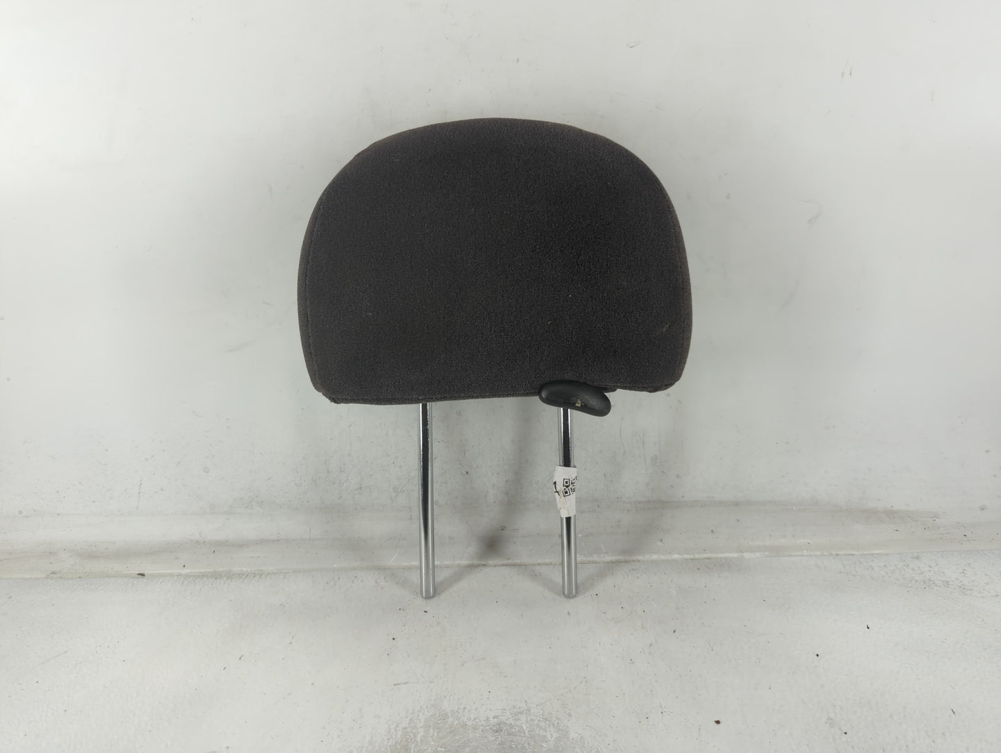 2001 Jeep Grand Cherokee Headrest Head Rest Front Driver Passenger Seat Fits OEM Used Auto Parts - Oemusedautoparts1.com