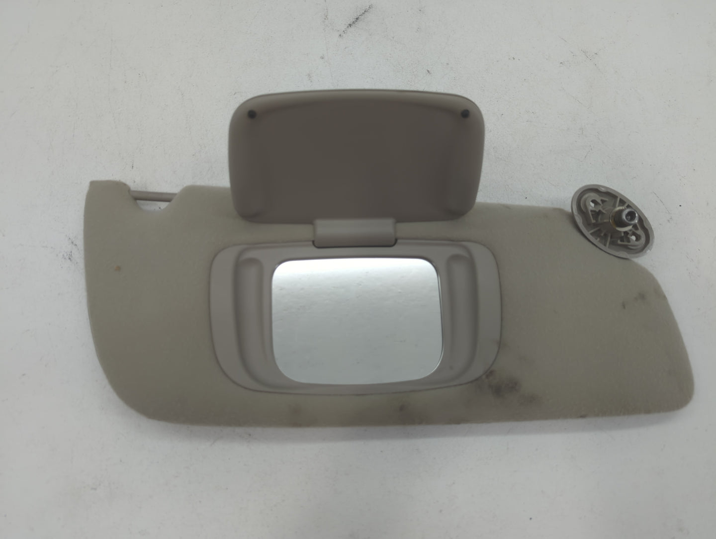 2001 Jeep Grand Cherokee Sun Visor Shade Replacement Passenger Right Mirror Fits OEM Used Auto Parts - Oemusedautoparts1.com