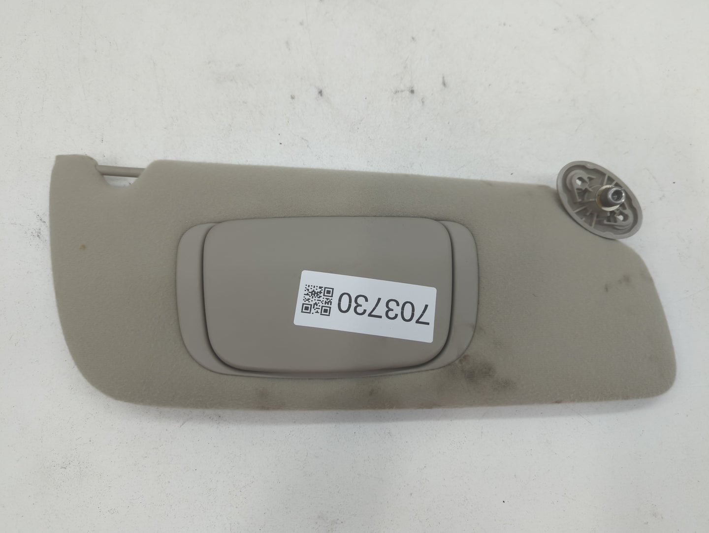 2001 Jeep Grand Cherokee Sun Visor Shade Replacement Passenger Right Mirror Fits OEM Used Auto Parts - Oemusedautoparts1.com