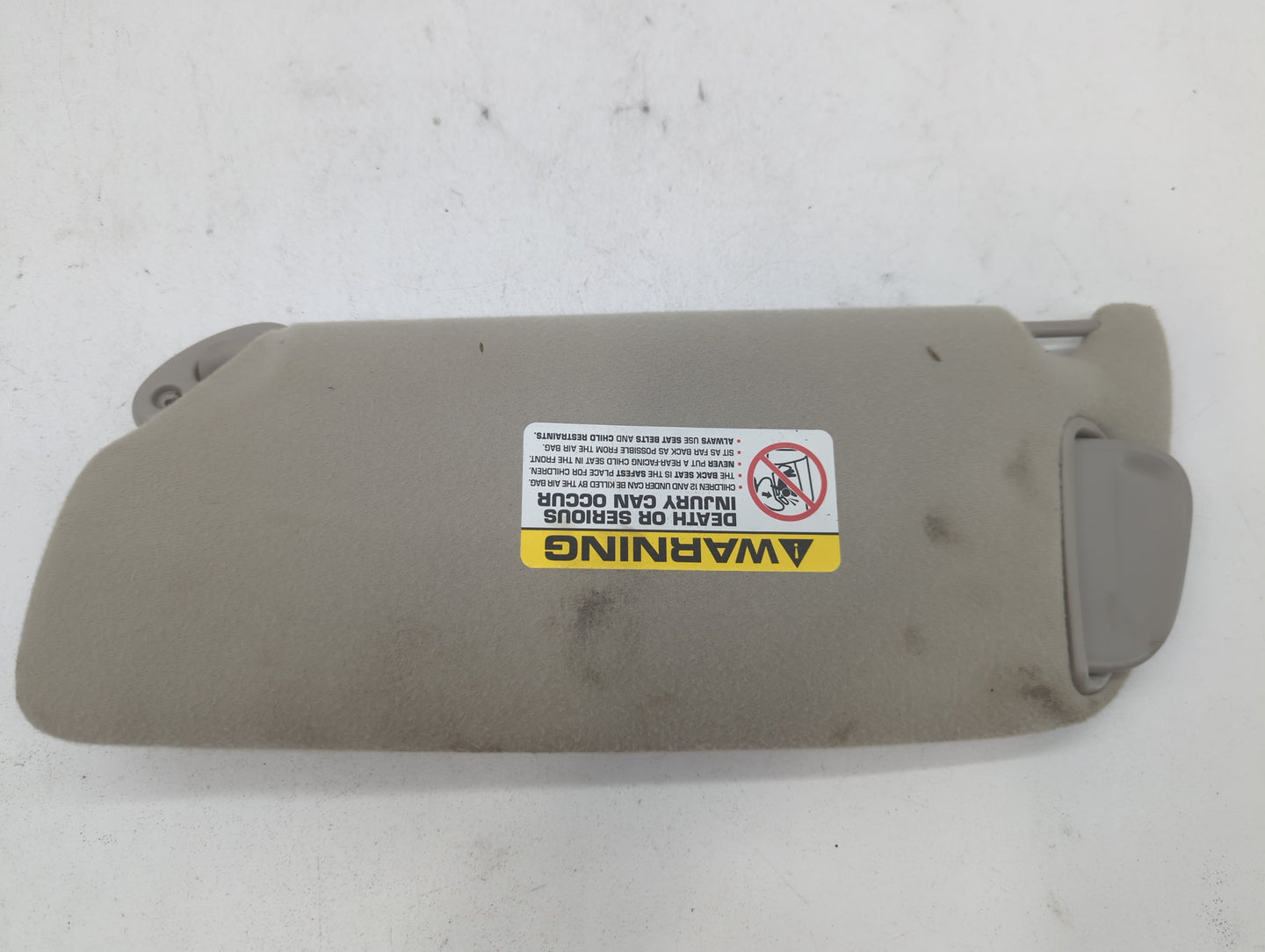 2001 Jeep Grand Cherokee Sun Visor Shade Replacement Passenger Right Mirror Fits OEM Used Auto Parts - Oemusedautoparts1.com