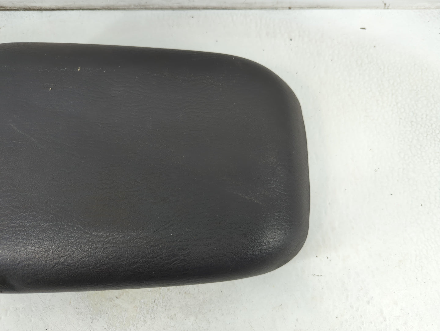 2000-2004 Jeep Grand Cherokee Center Console Armrest Cover Lid Fits Fits 2000 2001 2002 2003 2004 OEM Used Auto Parts - Oemu