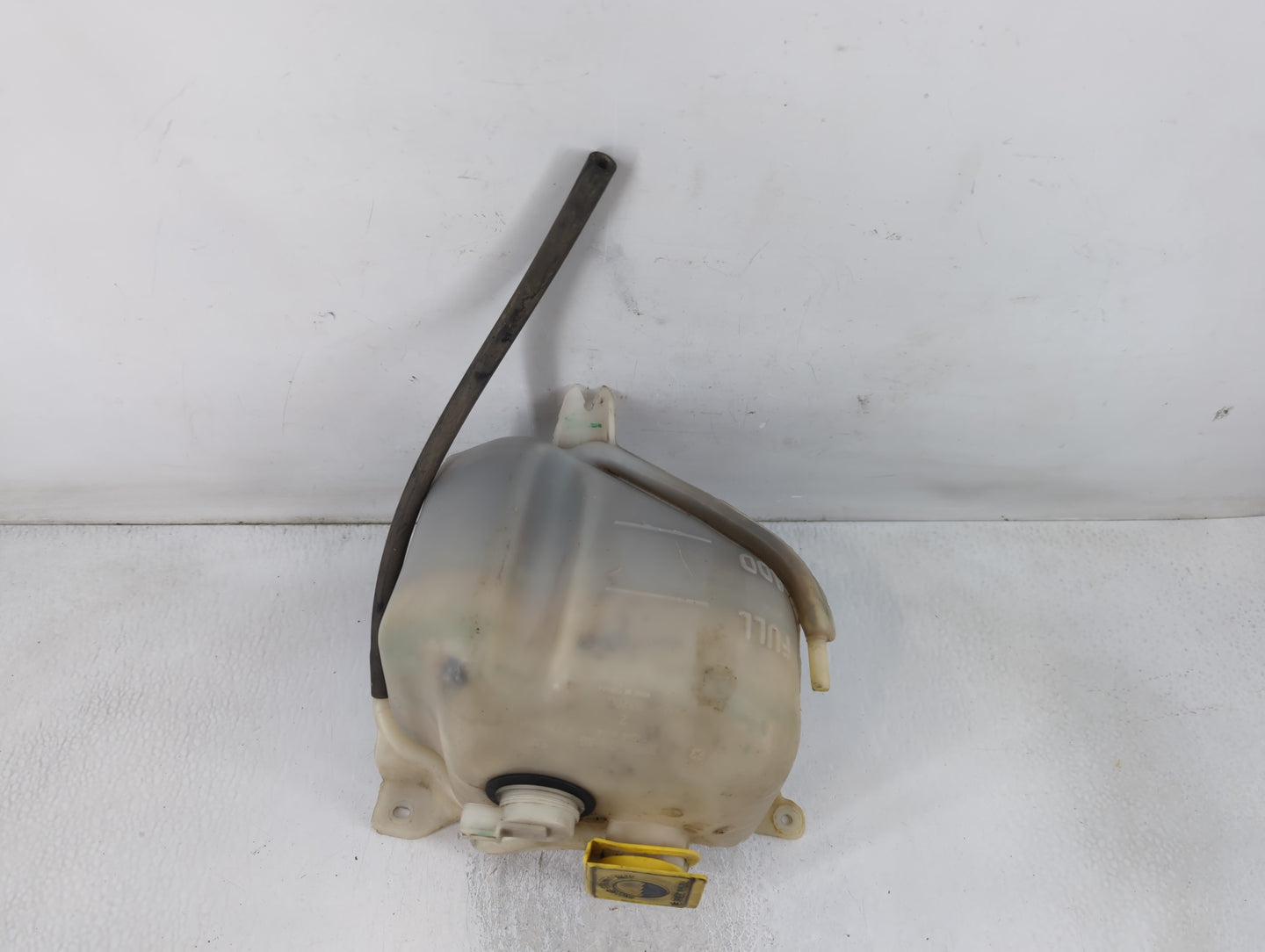 2000 Jeep Grand Cherokee Radiator Coolant Overflow Expansion Tank Bottle - Oemusedautoparts1.com