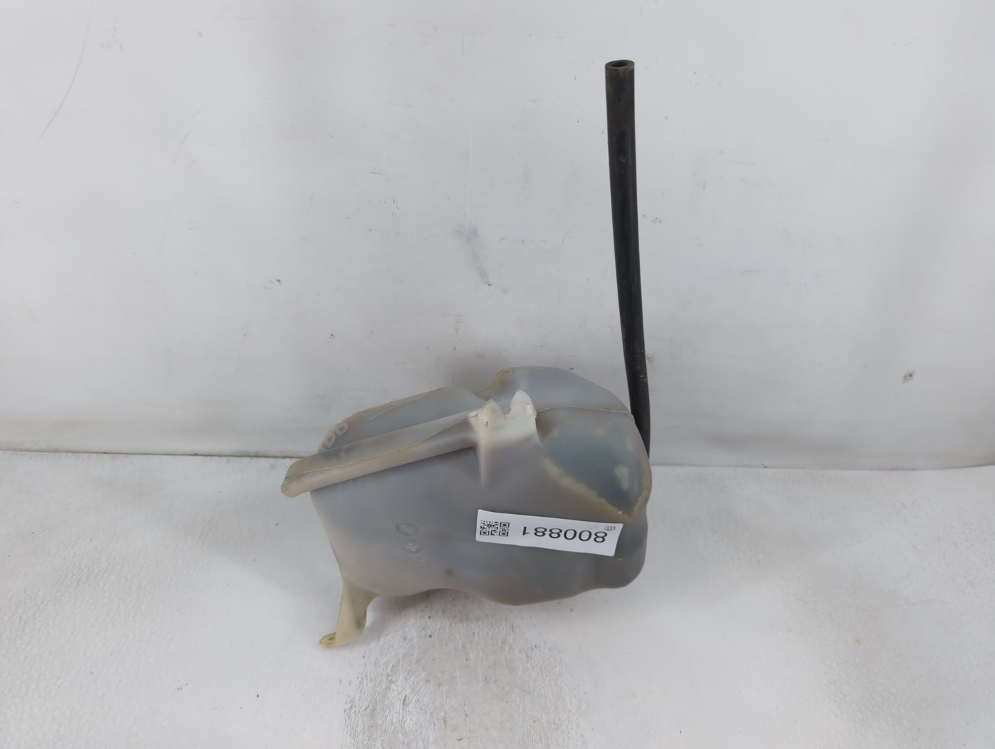 2000 Jeep Grand Cherokee Radiator Coolant Overflow Expansion Tank Bottle - Oemusedautoparts1.com