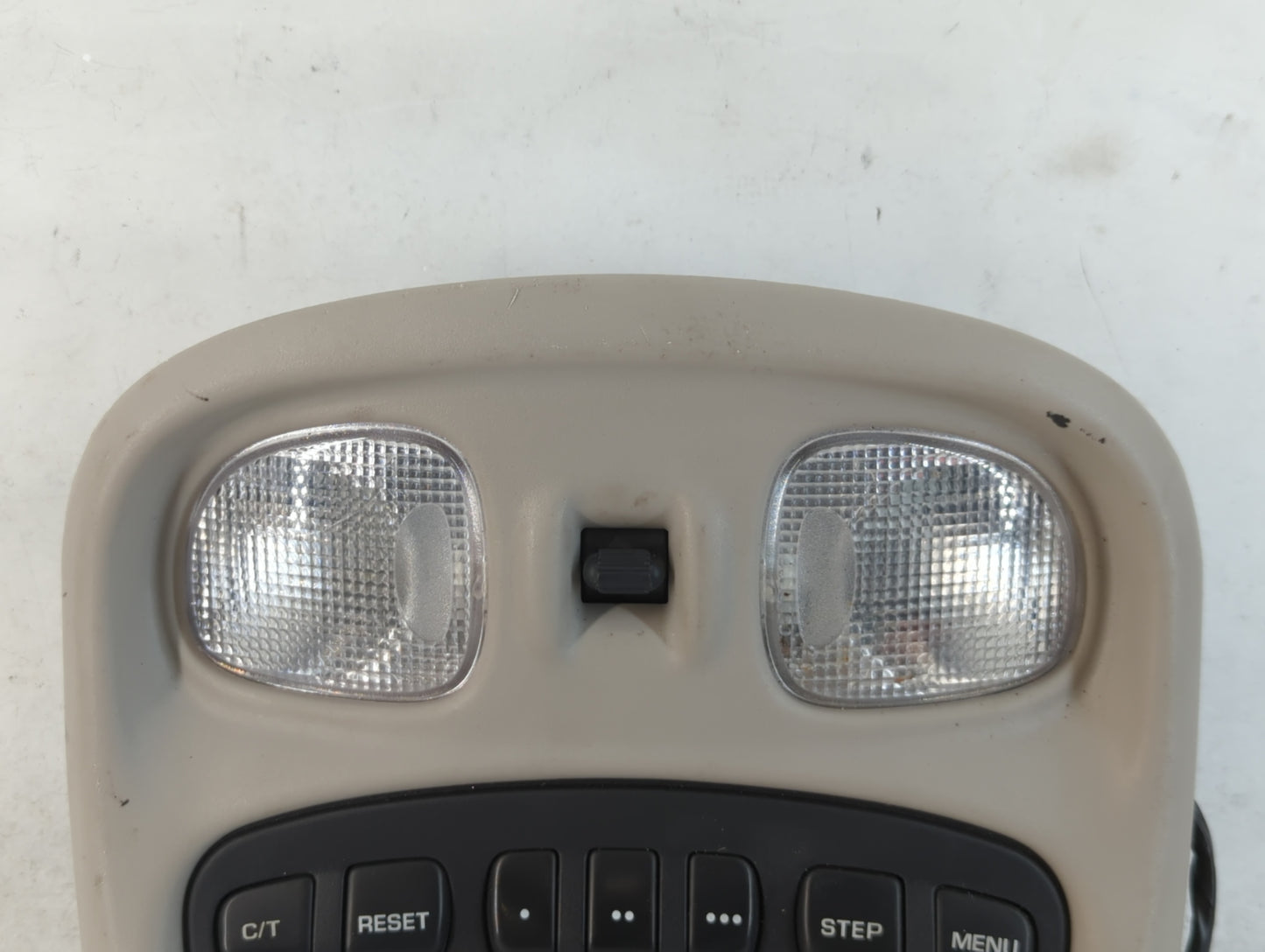 2001 Jeep Grand Cherokee Overhead Roof Console Interior Dome Light - Oemusedautoparts1.com