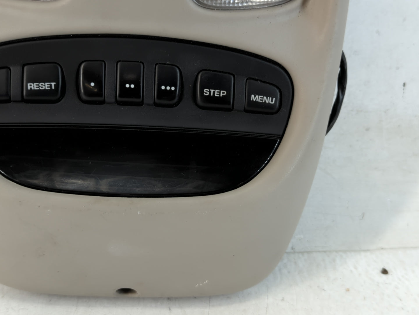 2001 Jeep Grand Cherokee Overhead Roof Console Interior Dome Light - Oemusedautoparts1.com