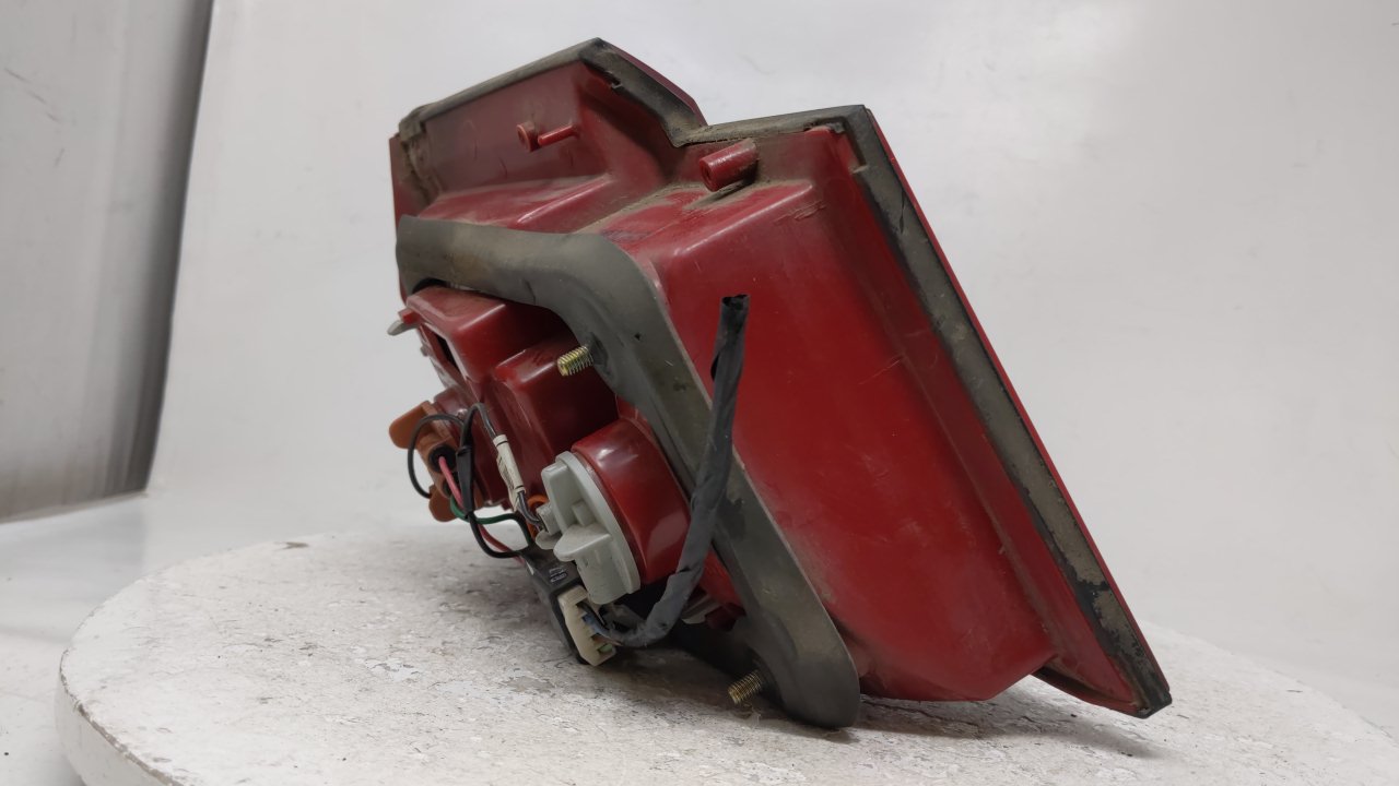 2001-2002 Kia Magentis Tail Light Assembly Passenger Right OEM Fits Fits 2001 2002 OEM Used Auto Parts - Oemusedautoparts1.c