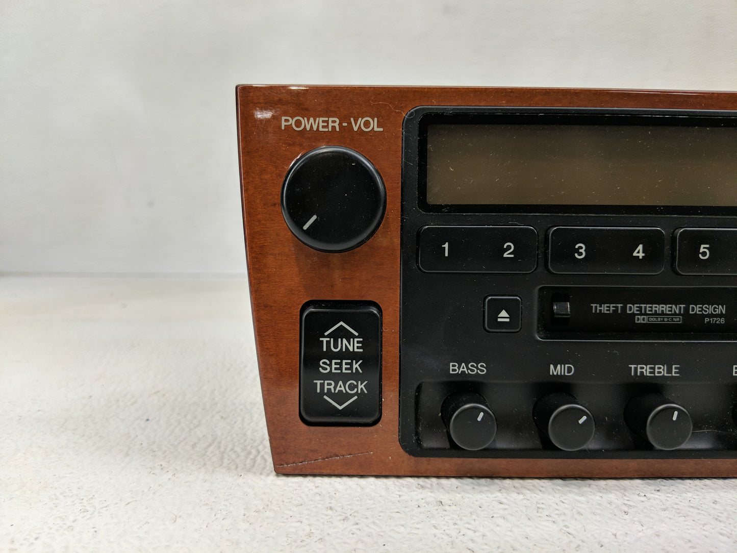 2000-2001 Lexus Es300 Radio AM FM Cd Player Receiver Replacement P/N:86120-33370 Fits Fits 2000 2001 OEM Used Auto Parts - O