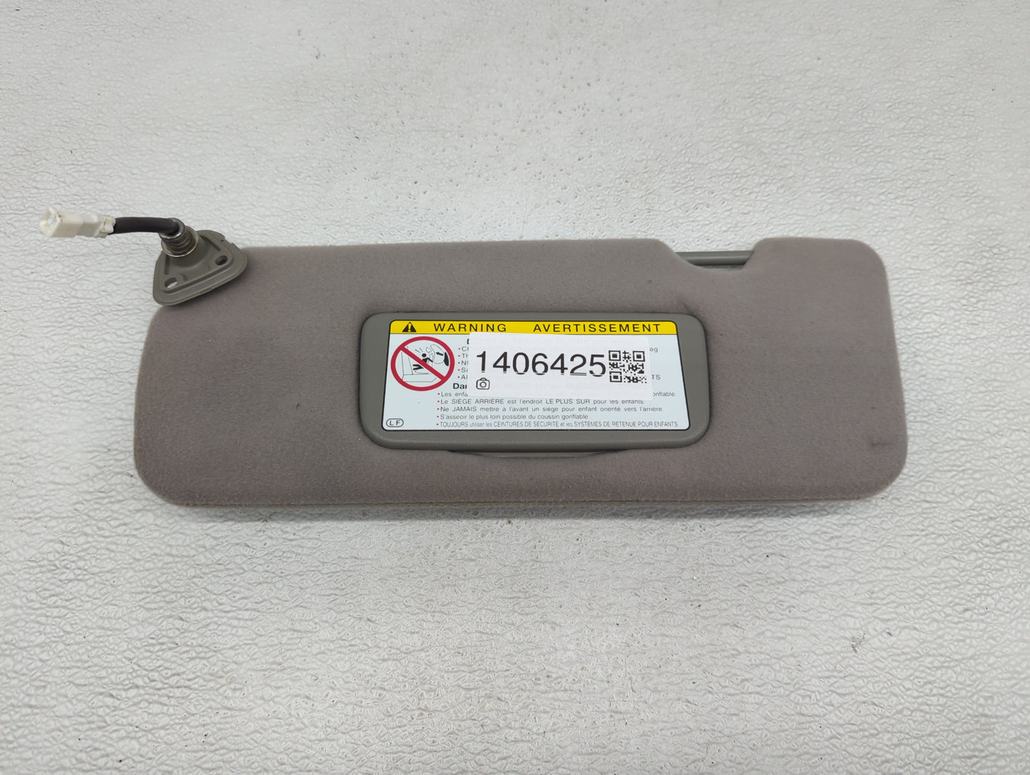 2000-2001 Lexus Es300 Sun Visor Shade Replacement Driver Left Mirror Fits Fits 2000 2001 OEM Used Auto Parts - Oemusedautopa