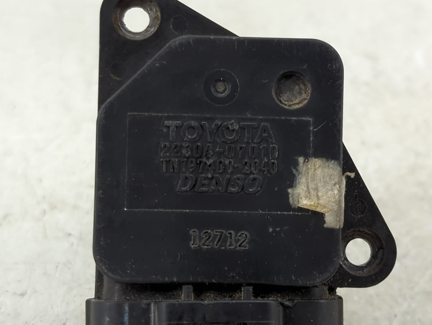 2000-2001 Lexus Es300 Air Cleaner Intake-duct Hose Tube - Oemusedautoparts1.com