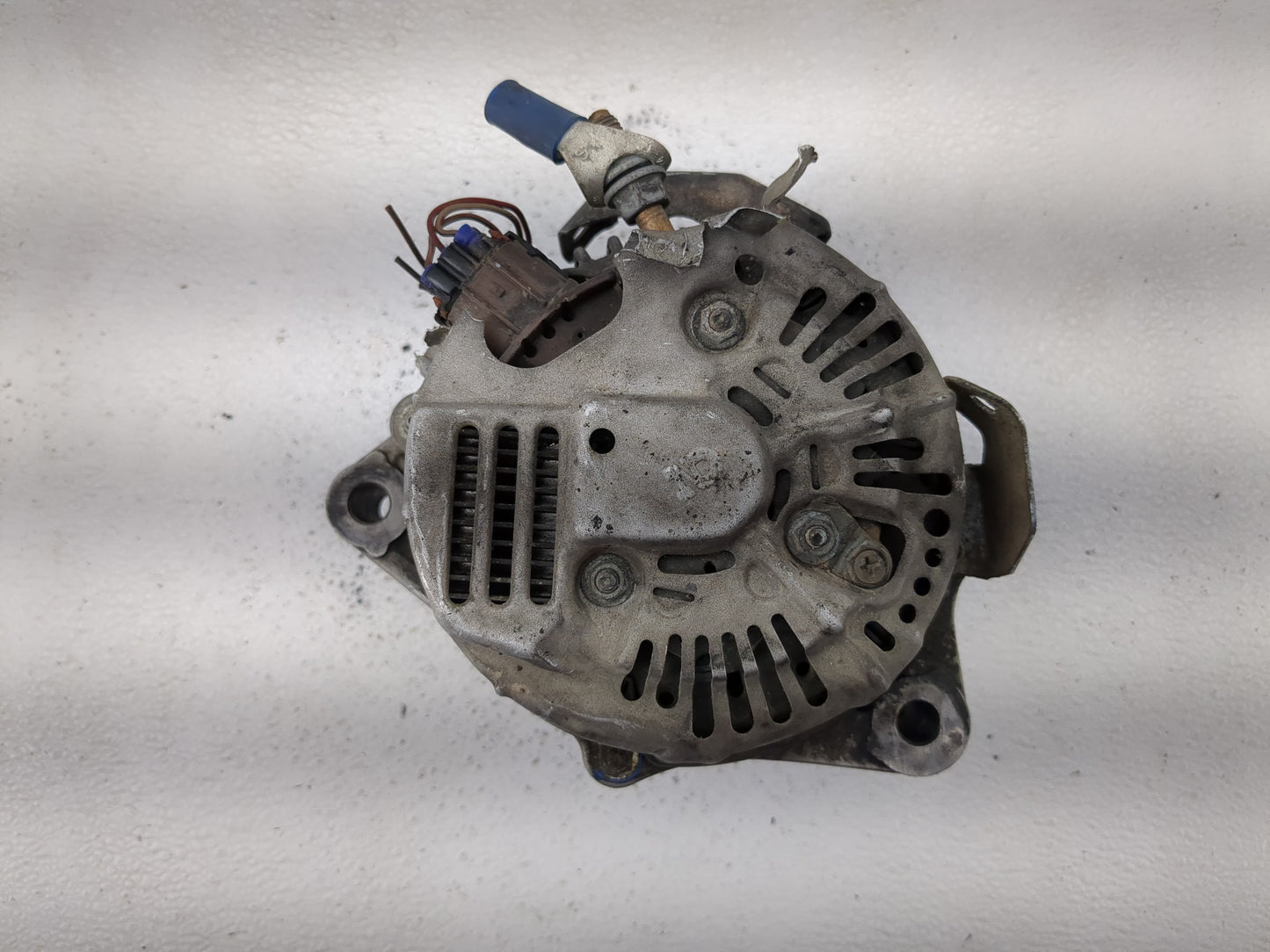 2001-2005 Lexus Gs300 Alternator Replacement Generator Charging Assembly Engine OEM P/N:27060-46300 22455043 Fits OEM Used A