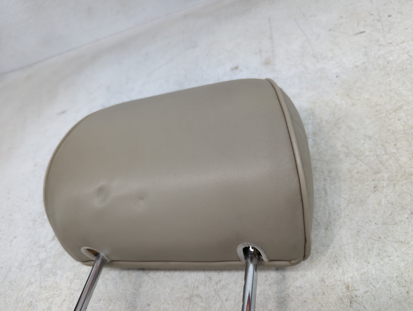 2001 Lexus Gs300 Headrest Head Rest Front Driver Passenger Seat Fits OEM Used Auto Parts - Oemusedautoparts1.com