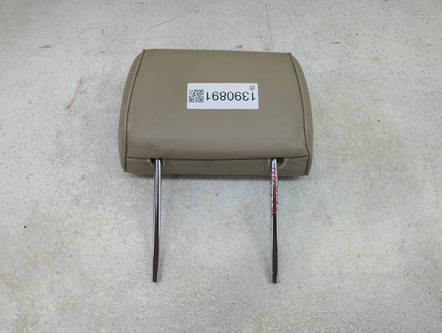 2001 Lexus Gs300 Headrest Head Rest Rear Center Seat Fits OEM Used Auto Parts - Oemusedautoparts1.com