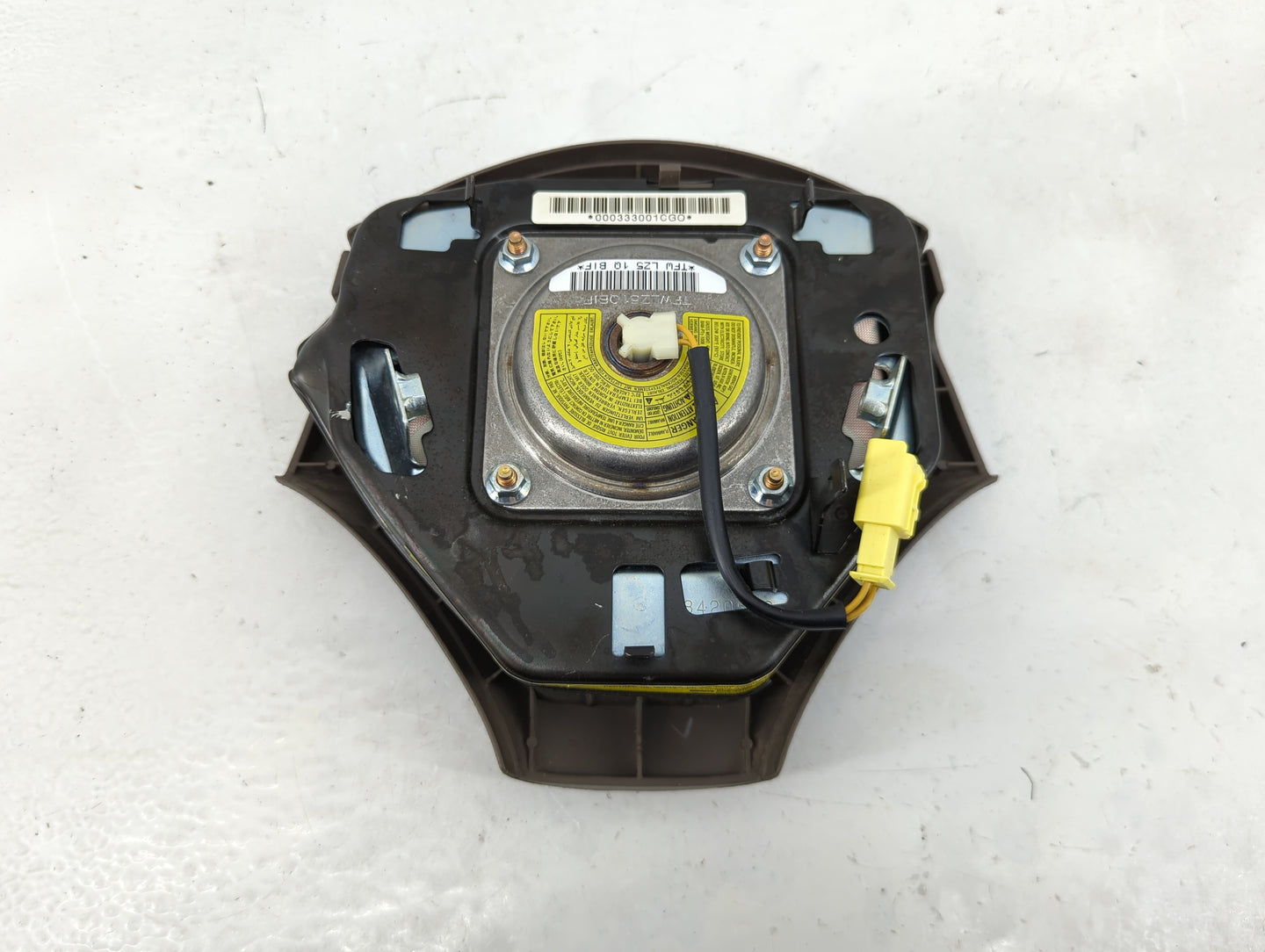 2001-2005 Lexus Gs300 Air Bag Driver Left Steering Wheel Mounted Fits Fits 2001 2002 2003 2004 2005 2006 OEM Used Auto Parts