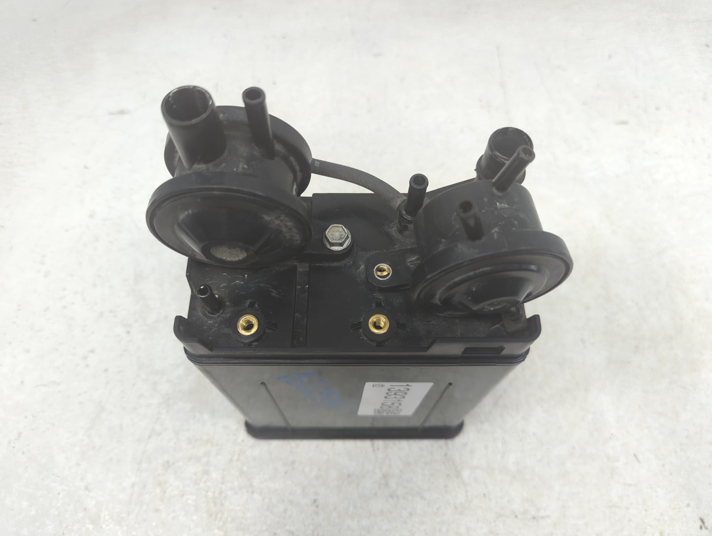2001 Lexus Gs300 Fuel Vapor Charcoal Canister - Oemusedautoparts1.com