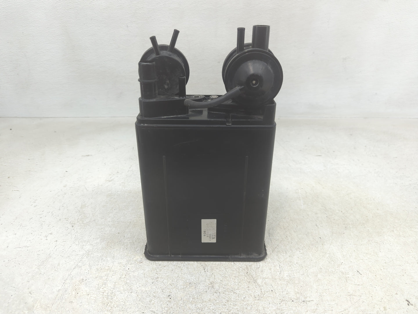 2001 Lexus Gs300 Fuel Vapor Charcoal Canister - Oemusedautoparts1.com