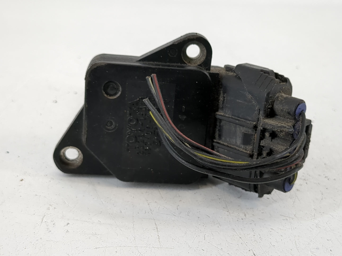 2001-2005 Lexus Gs430 Mass Air Flow Meter Maf 1152721 - Oemusedautoparts1.com