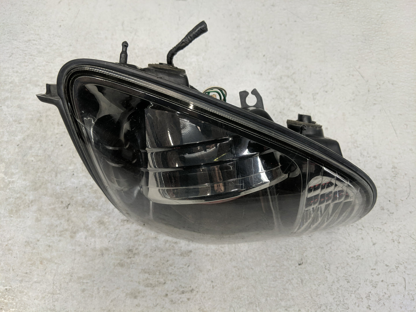 2000-2003 Lexus Rx300 Tail Light Assembly Passenger Right OEM Fits Fits 2000 2001 2002 2003 OEM Used Auto Parts - Oemusedaut