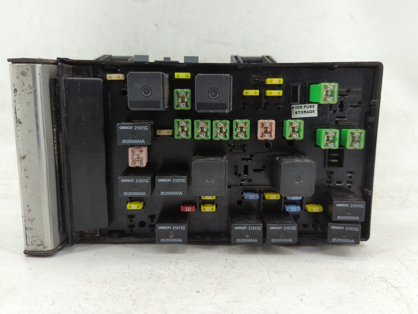 2000-2003 Lexus Rx300 Fusebox Fuse Box Panel Relay Module P/N:05144507AF Fits Fits 2000 2001 2002 2003 OEM Used Auto Parts -