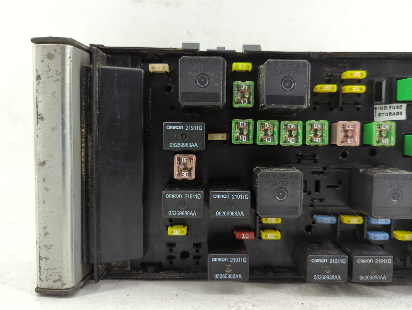 2000-2003 Lexus Rx300 Fusebox Fuse Box Panel Relay Module P/N:05144507AF Fits Fits 2000 2001 2002 2003 OEM Used Auto Parts -