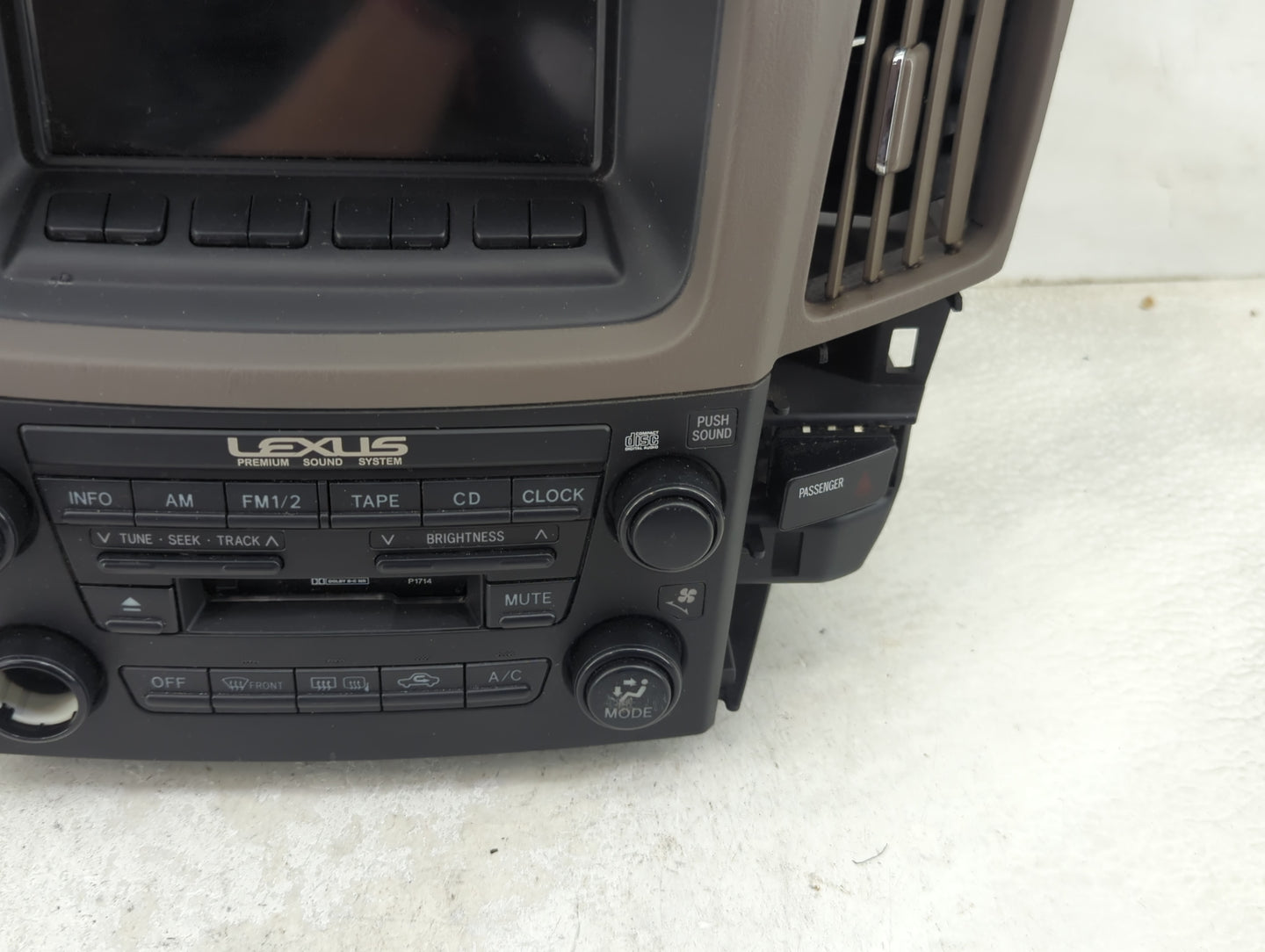 1999-2003 Lexus Rx300 Radio AM FM Cd Player Receiver Replacement P/N:86110-48030 134000-1020A101 Fits OEM Used Auto Parts - 