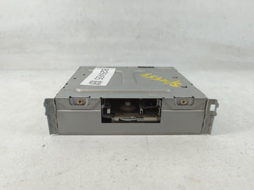 1999-2003 Lexus Rx300 Radio AM FM Cd Player Receiver Replacement P/N:96120-48050 Fits Fits 1999 2000 2001 2002 2003 OEM Used