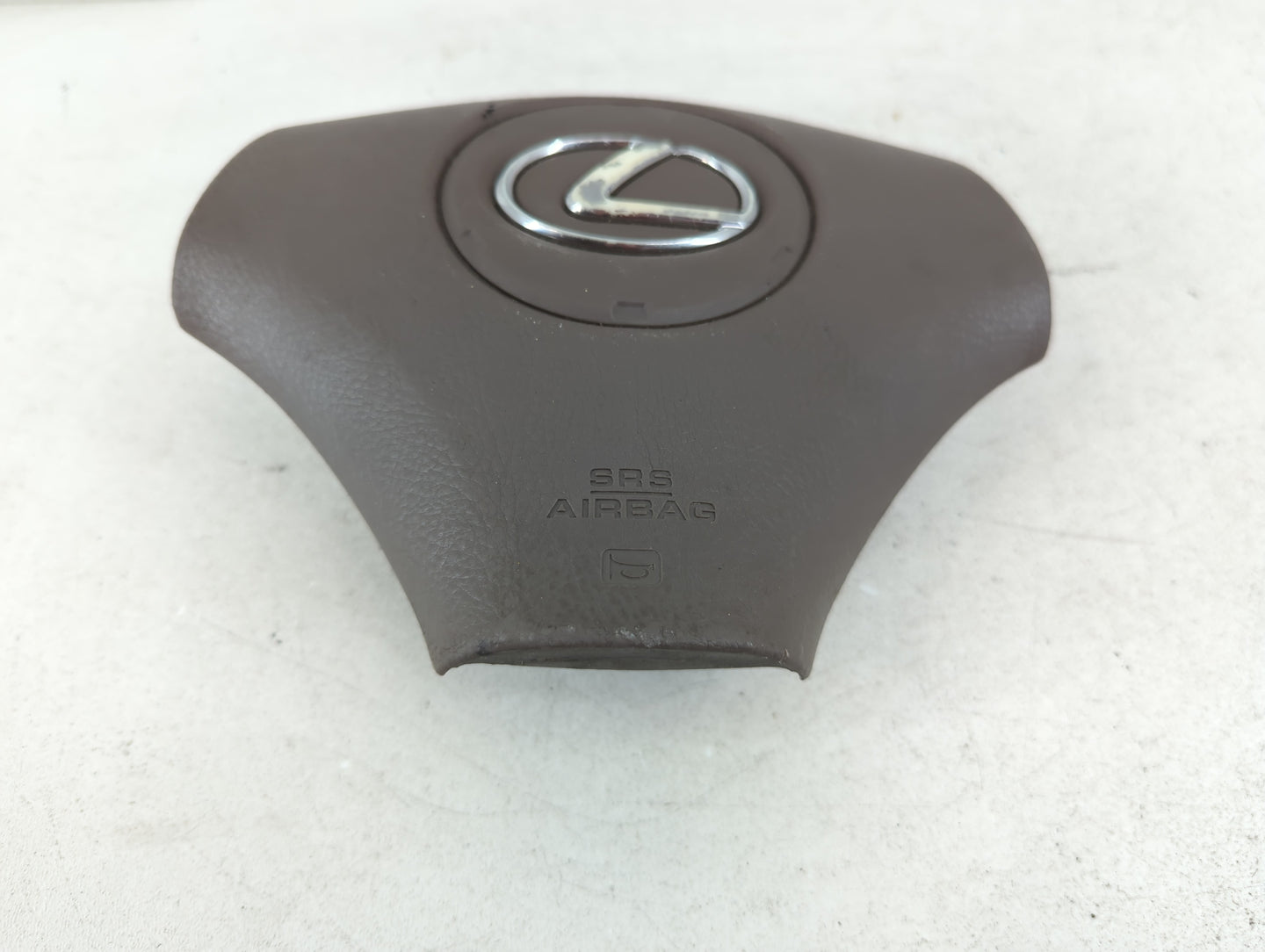 2001-2003 Lexus Rx300 Air Bag Driver Left Steering Wheel Mounted P/N:004018901CGM Fits Fits 2001 2002 2003 OEM Used Auto Par