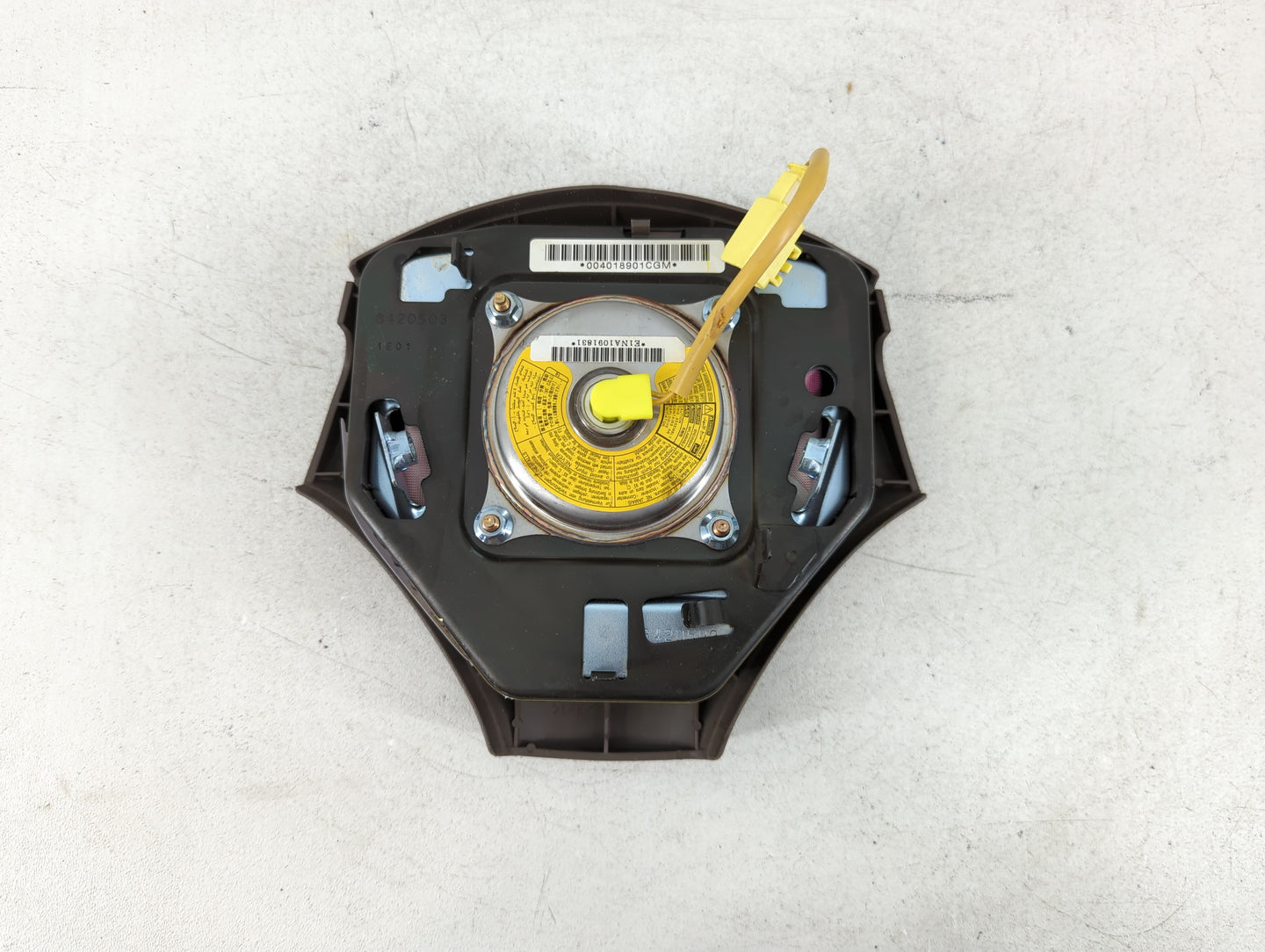 2001-2003 Lexus Rx300 Air Bag Driver Left Steering Wheel Mounted P/N:004018901CGM Fits Fits 2001 2002 2003 OEM Used Auto Par