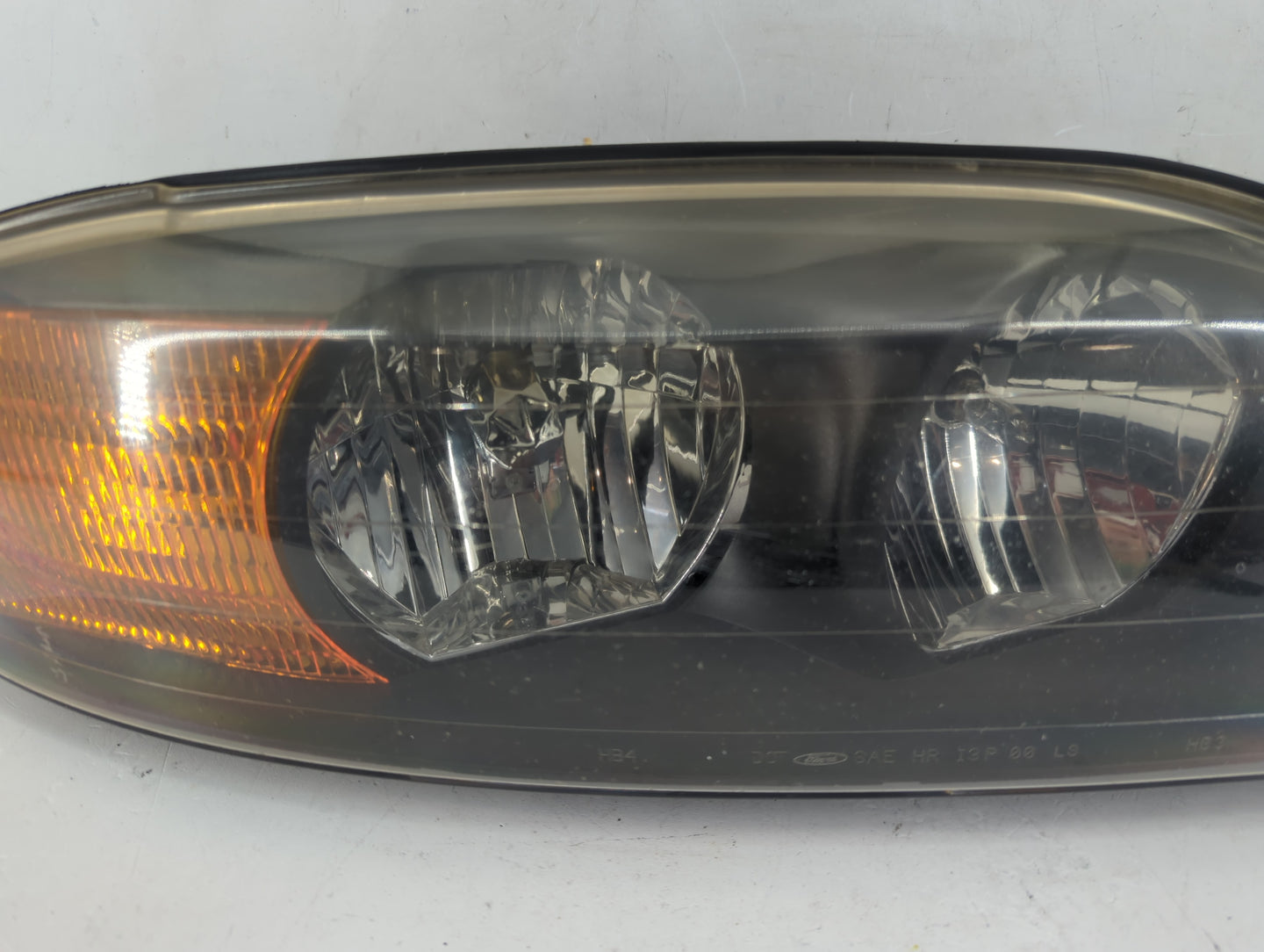 2001 Lincoln Ls Passenger Right Oem Head Light Headlight Lamp - Oemusedautoparts1.com