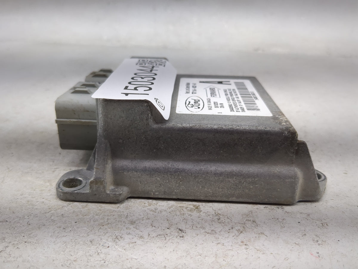 2001 Lincoln Town Car Safety Restraint Srs Airbag Control Module - Oemusedautoparts1.com