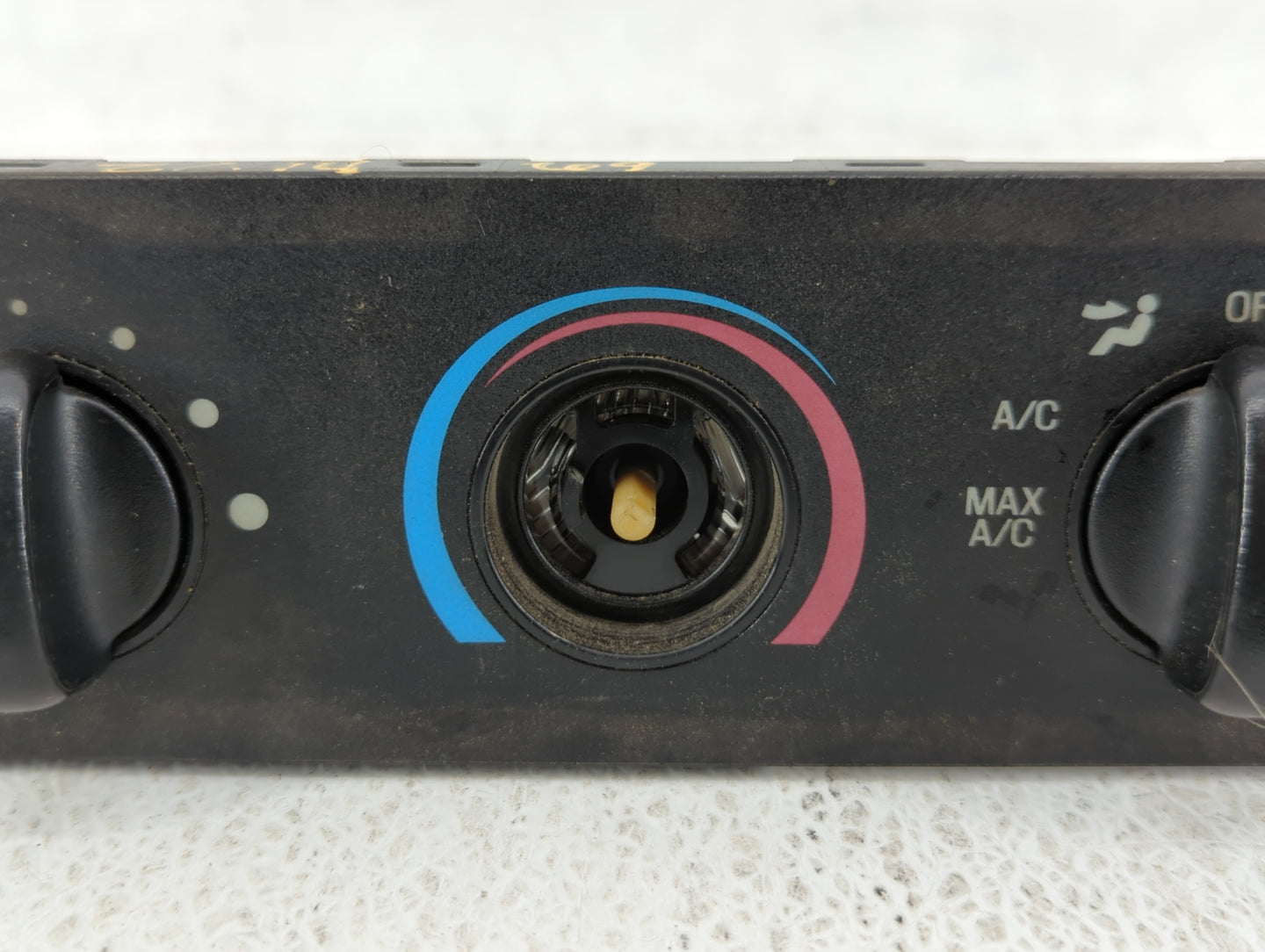 2000-2002 Mazda 626 Climate Control Module Temperature AC/Heater Replacement P/N:XL5H-19C733-BA Fits Fits 2000 2001 2002 OEM