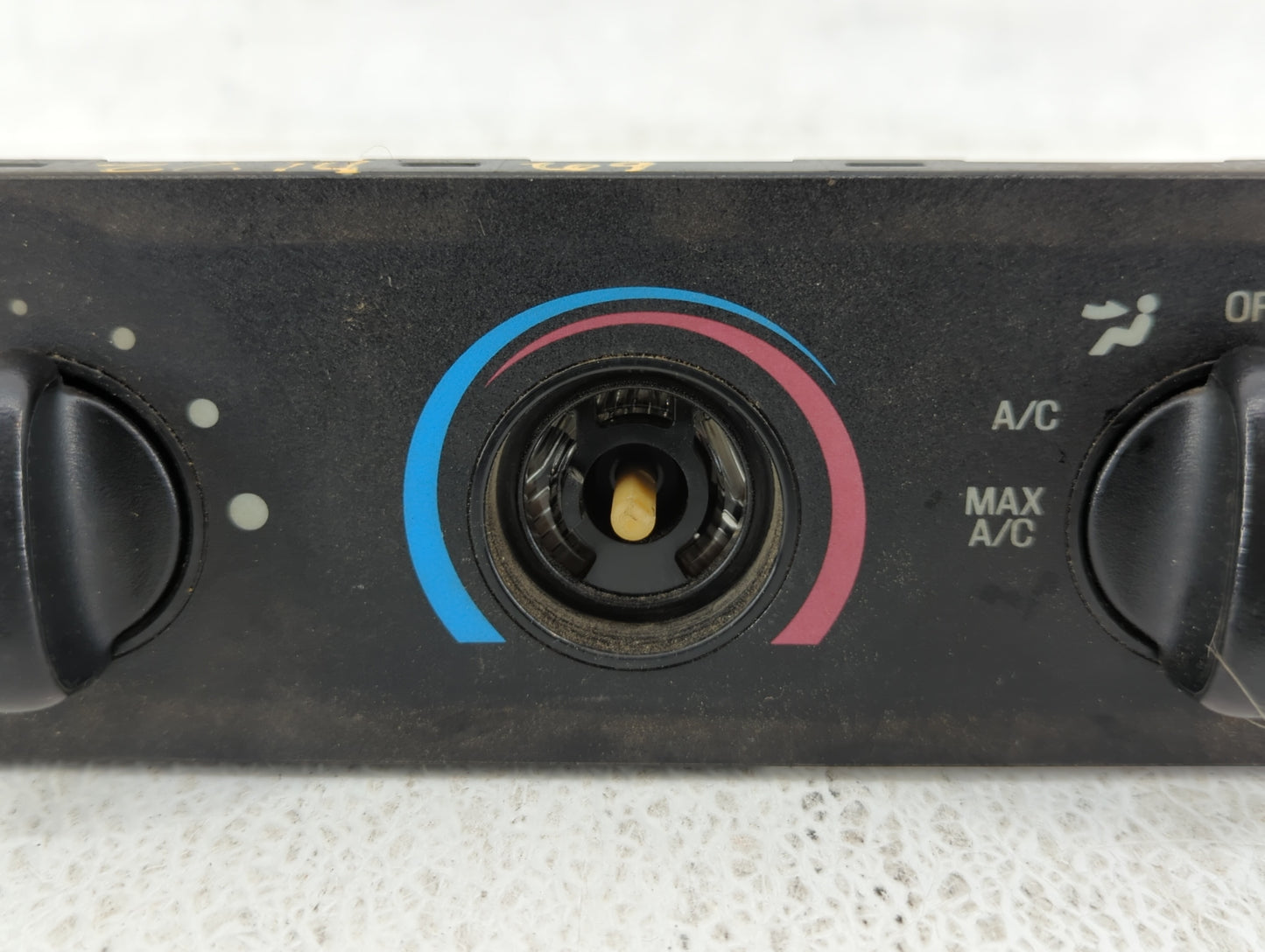 2000-2002 Mazda 626 Climate Control Module Temperature AC/Heater Replacement P/N:XL5H-19C733-BA Fits Fits 2000 2001 2002 OEM