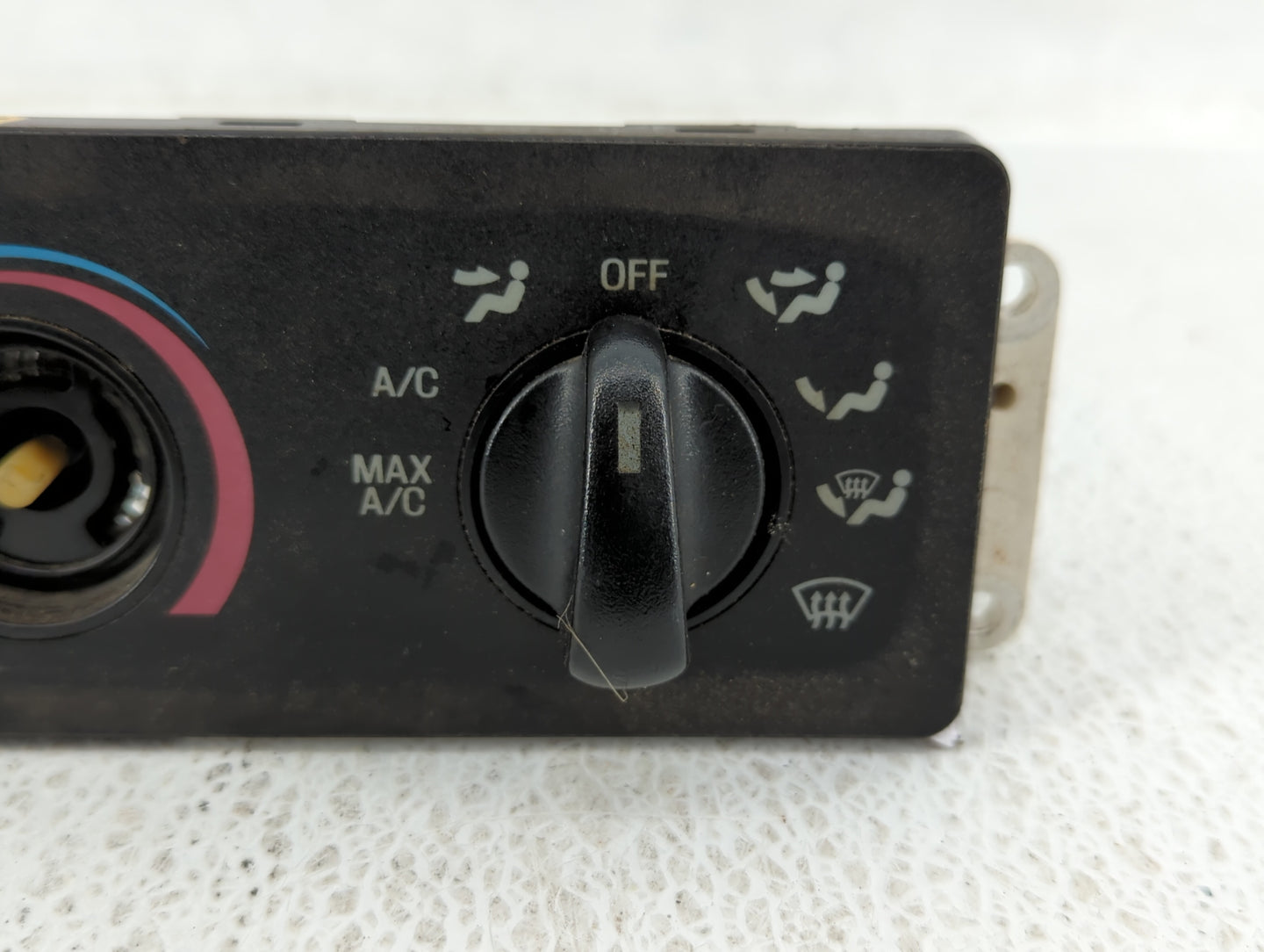 2000-2002 Mazda 626 Climate Control Module Temperature AC/Heater Replacement P/N:XL5H-19C733-BA Fits Fits 2000 2001 2002 OEM